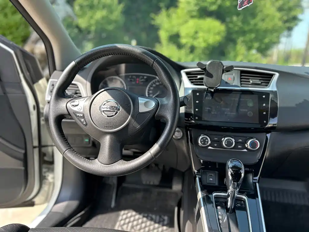 Nissan Sylphy 2019 — фото 13