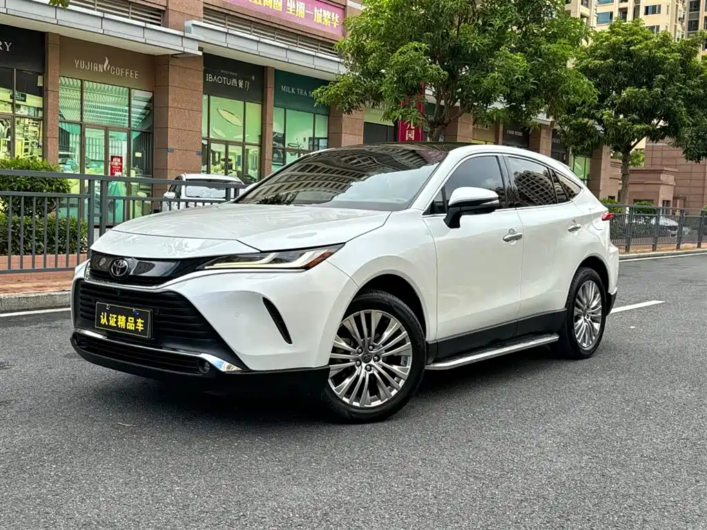 Toyota Harrier 2022 — фото 1