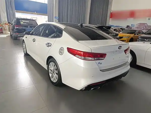 Kia K5 2016