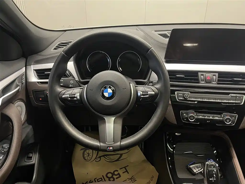 BMW X2 2022 — фото 13