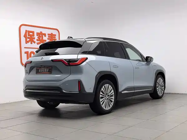 NIO ES6 2021