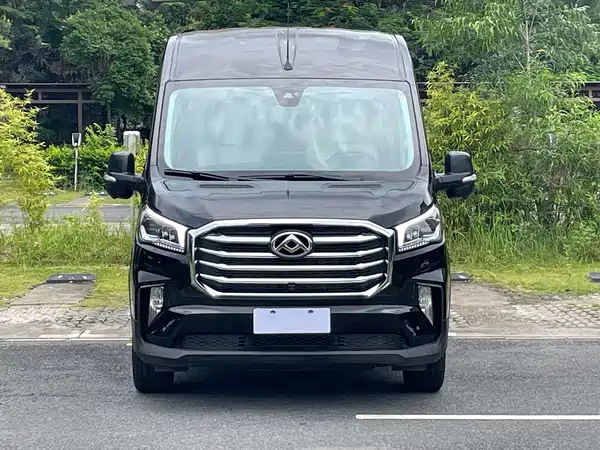 Maxus V90 2022