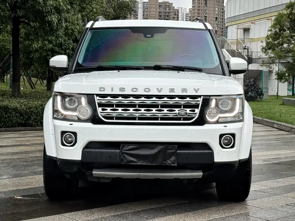 Land Rover Discovery 2014 — фото 2