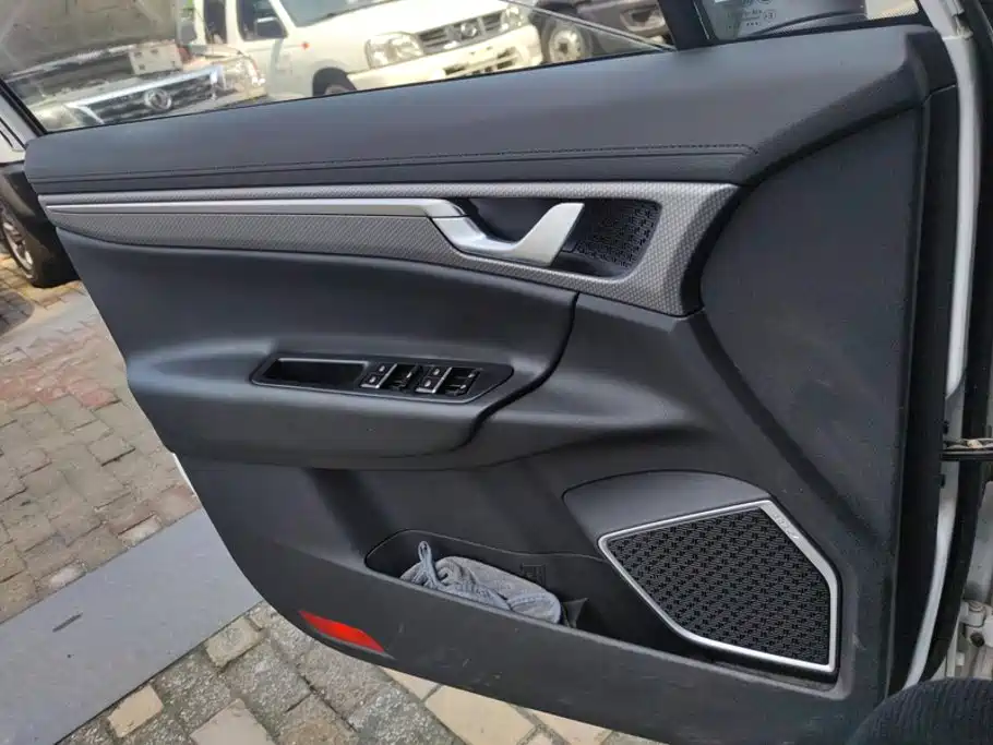 Geely Emgrand GS 2017