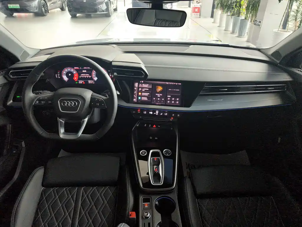 Audi A3 2026 — фото 10
