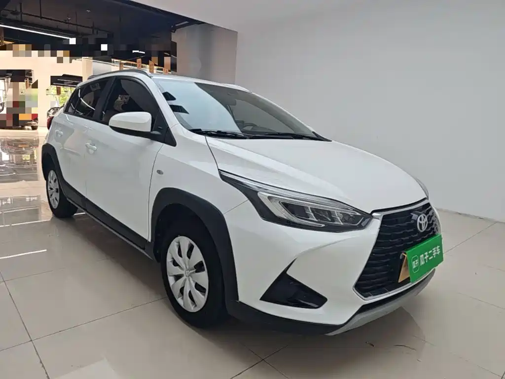 Toyota Yaris L 2021 — фото 4