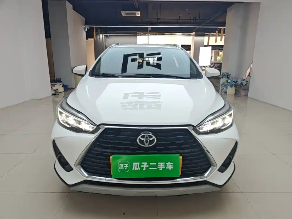 Toyota Yaris L 2021 — фото 3