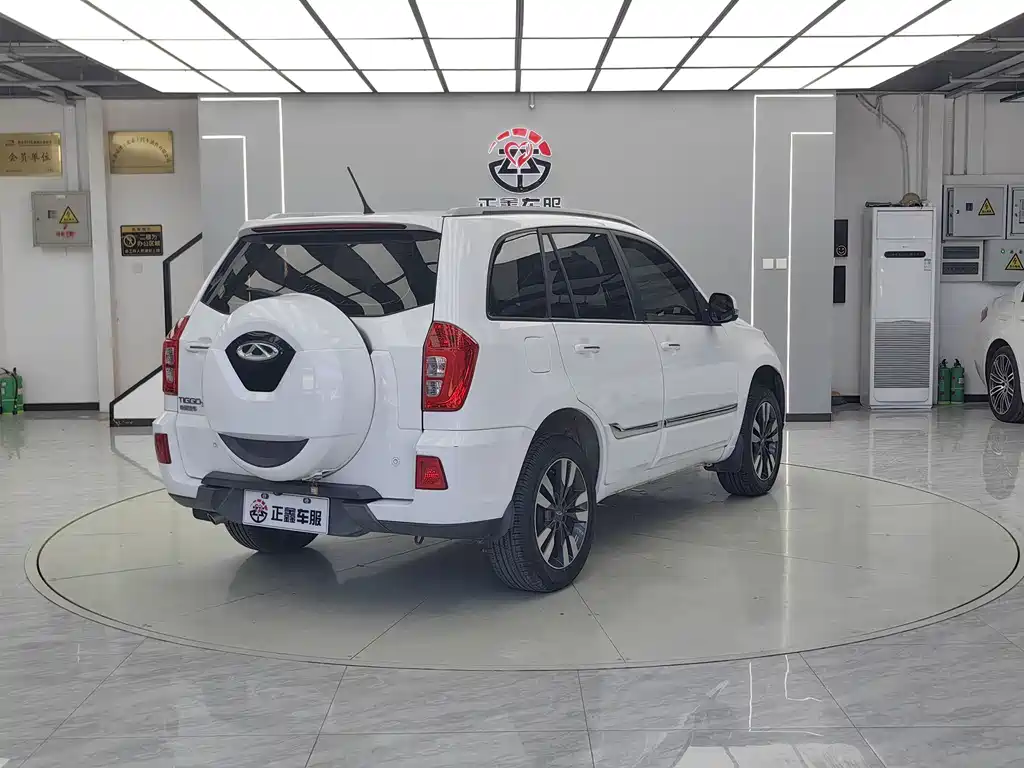 Chery Tiggo 3 2018 — фото 15