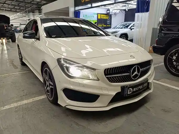 Mercedes-Benz CLA 2015