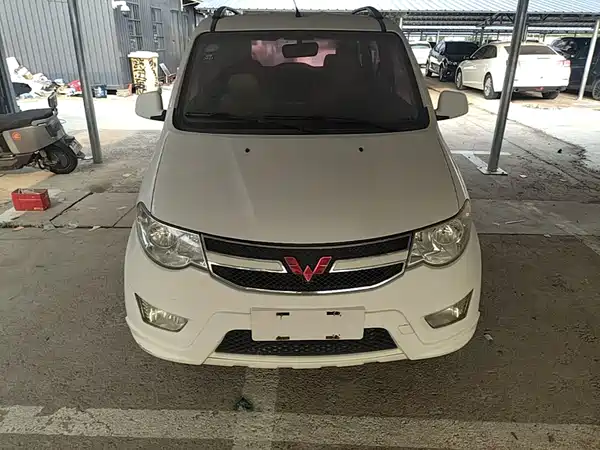 Wuling Hongguang 2017