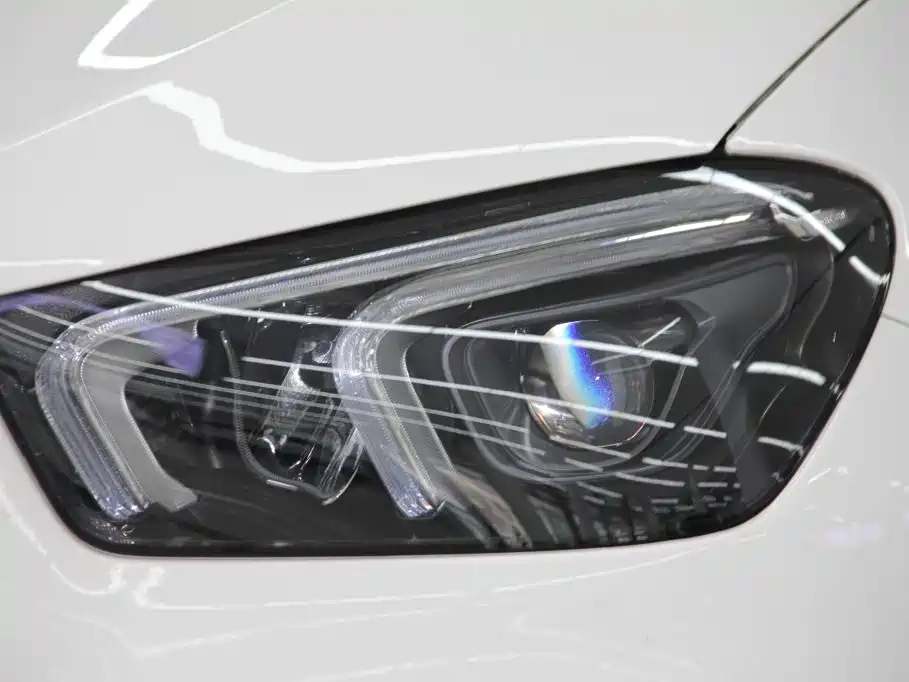 Mercedes-Benz GLE New Energy 2021 — фото 27