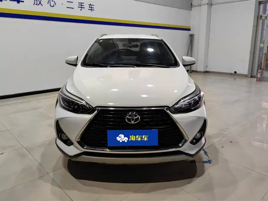Toyota Yaris L 2021 — фото 2