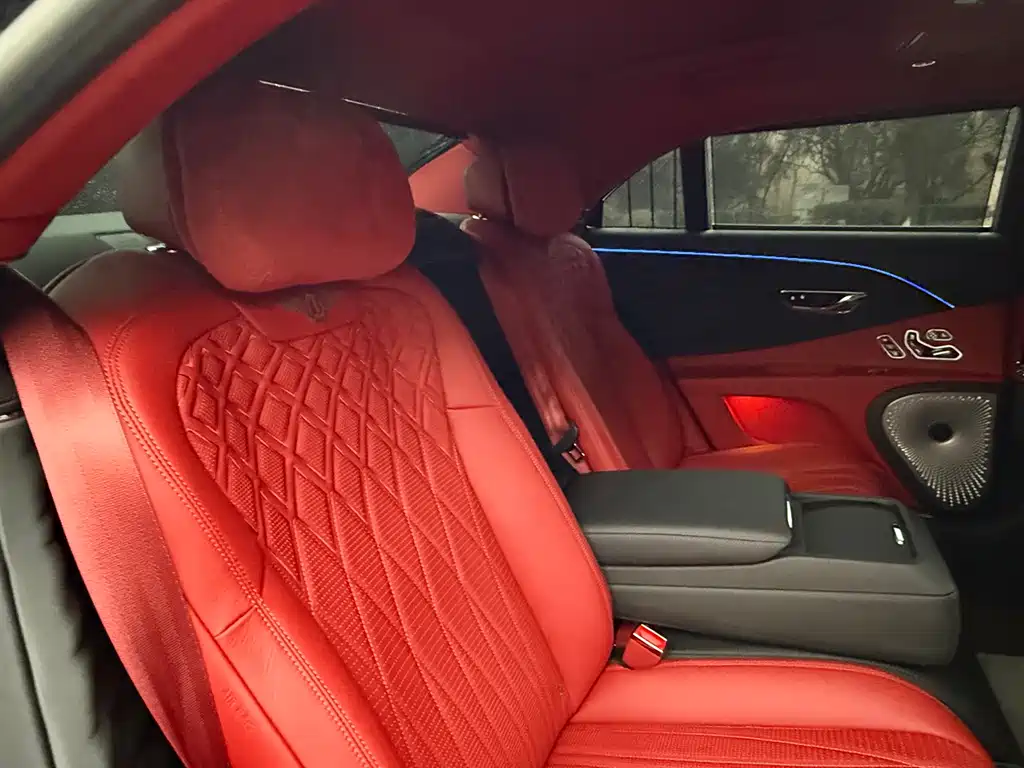 Bentley Flying Spur 2021 — фото 9