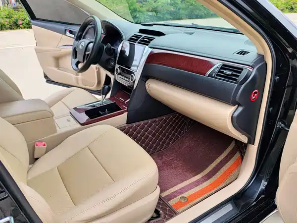 Toyota Camry 2013