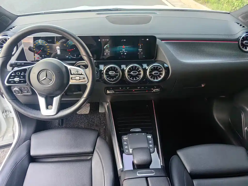 Mercedes-Benz GLA 2021 — фото 10