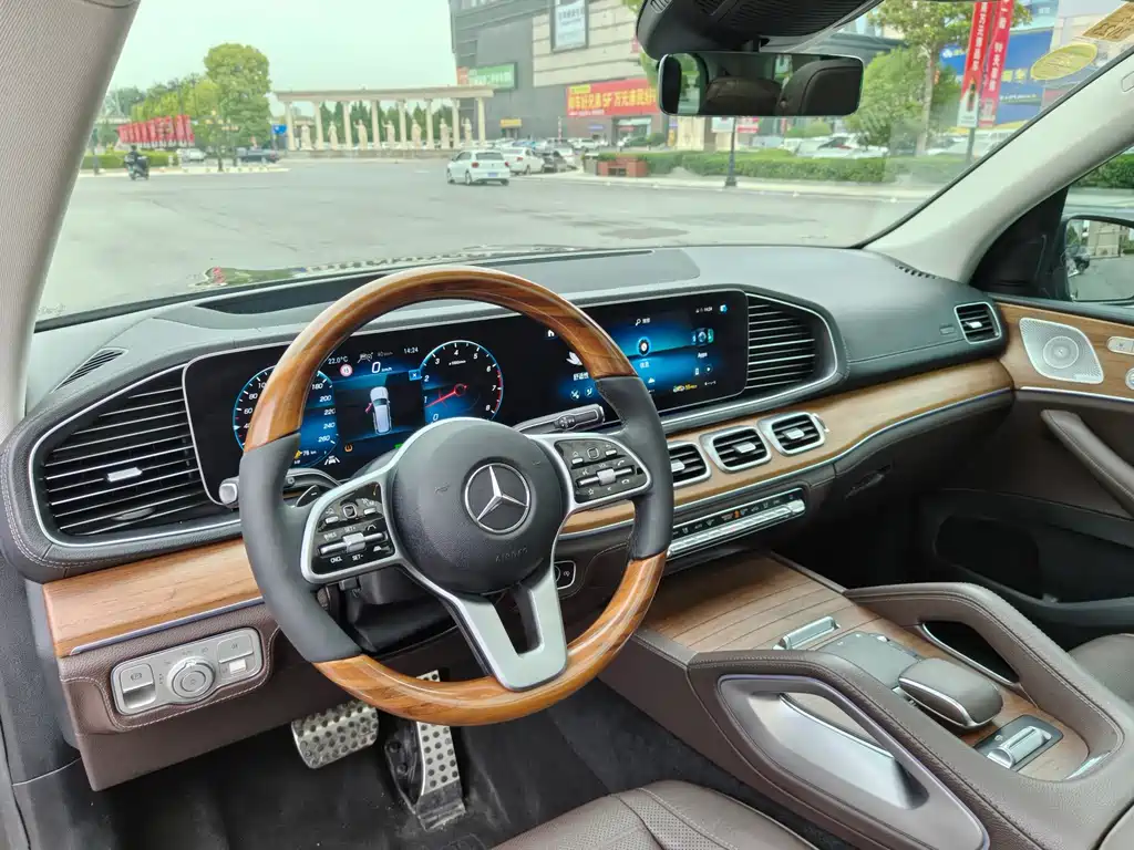 Mercedes-Benz GLS 2021 — фото 5