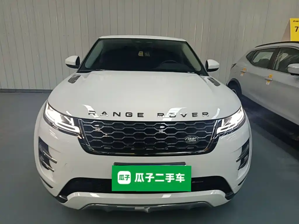 Land Rover Range Rover Evoque 2023 — фото 3