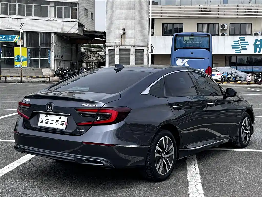 Honda Accord 2023 — фото 17