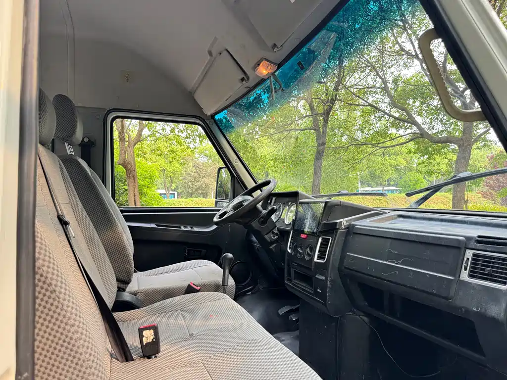 IVECO Daily 2018 — фото 10