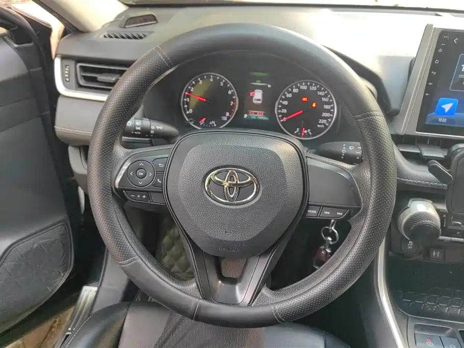 Toyota Wildlander 2023 — фото 15