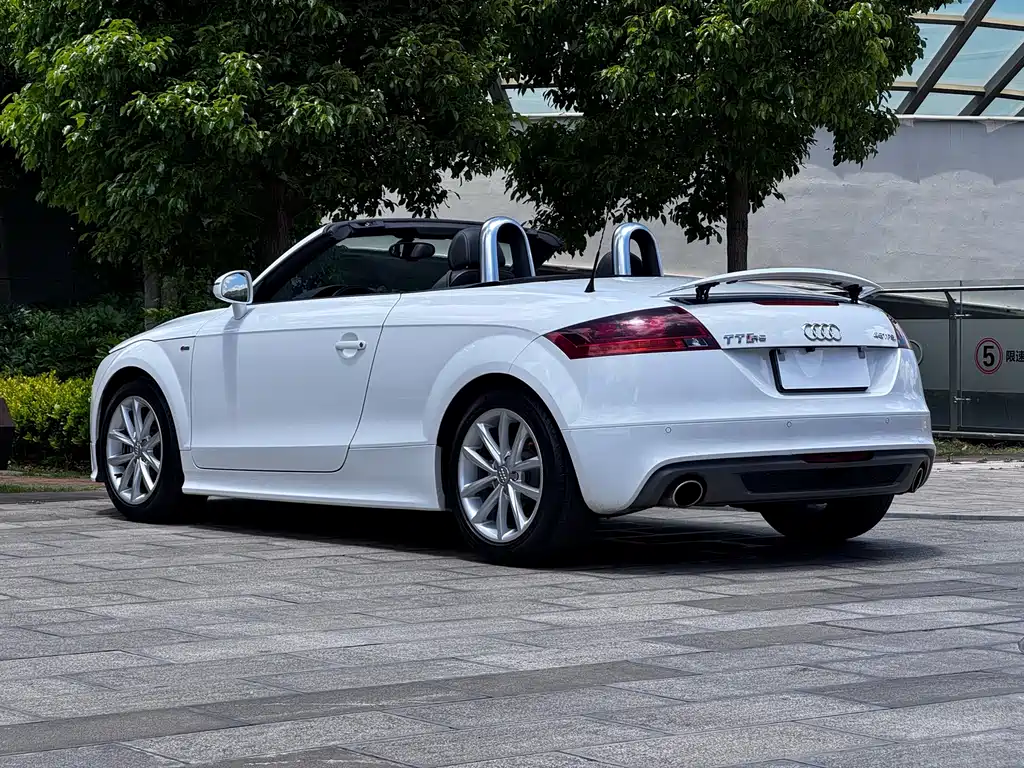 Audi TT 2016 — фото 10