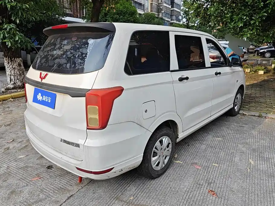 Wuling Hongguang 2019 — фото 3