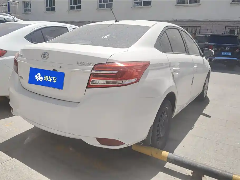 Toyota Vios 2017 — фото 3