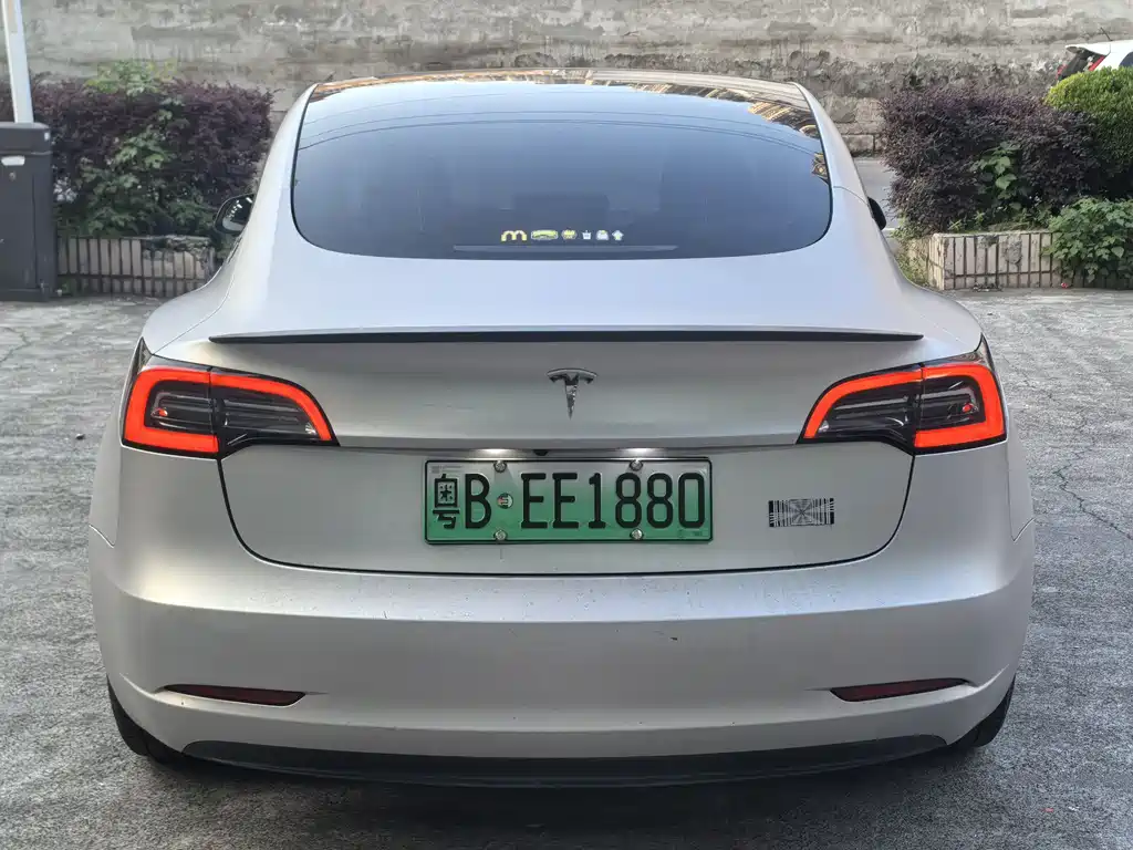 Tesla Model 3 2022 — фото 3