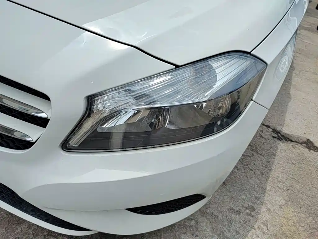 Mercedes-Benz A-Class 2015 — фото 24