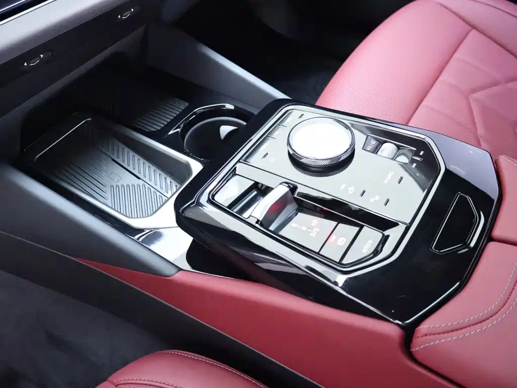 BMW 5 Series 2026 — фото 12