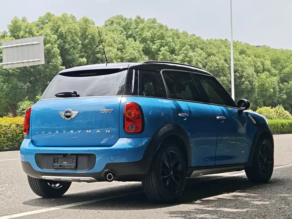MINI Countryman 2016 — фото 31