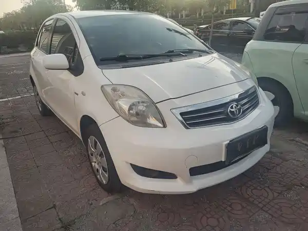 Toyota Yaris 2013