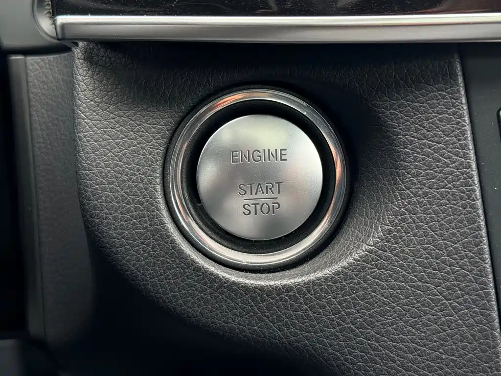 Mercedes-Benz E-Class 2015 — фото 29