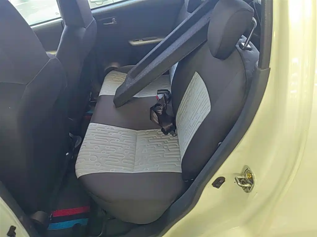 Suzuki Alto 2015 — фото 17