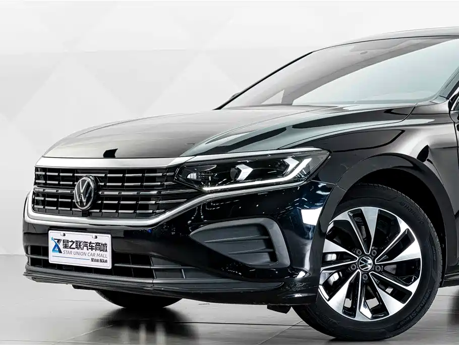 Volkswagen Passat 2025