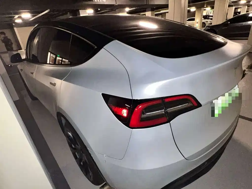 Tesla Model Y 2022 — фото 6