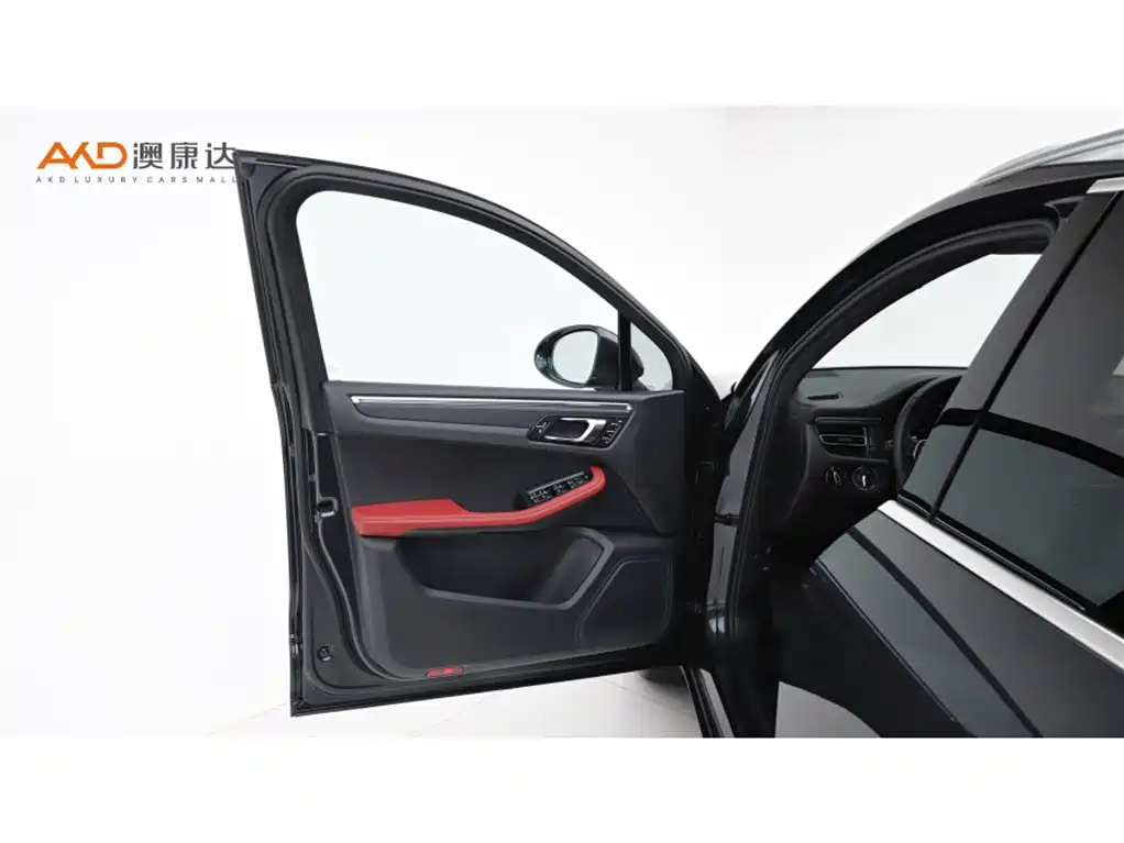 Porsche Macan 2022 — фото 10