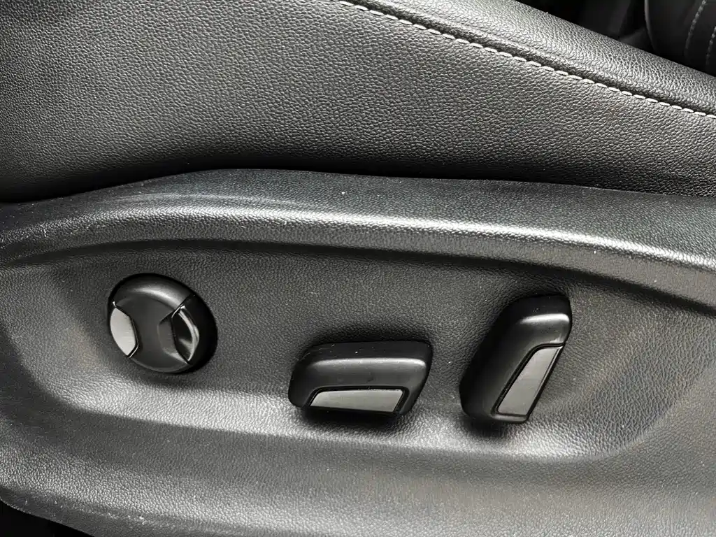 Volkswagen Tiguan L 2023 — фото 18