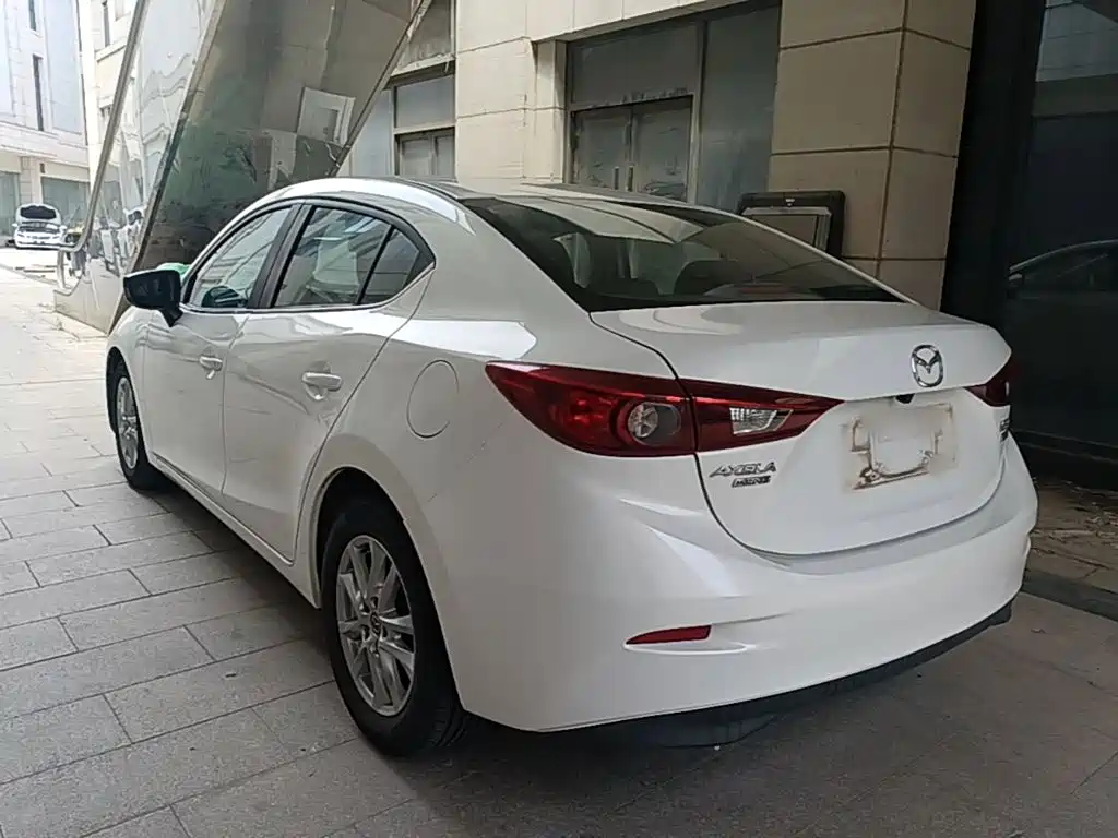 Mazda 3 Angkesela 2016