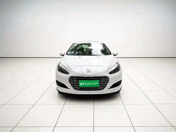 Peugeot 308 2015