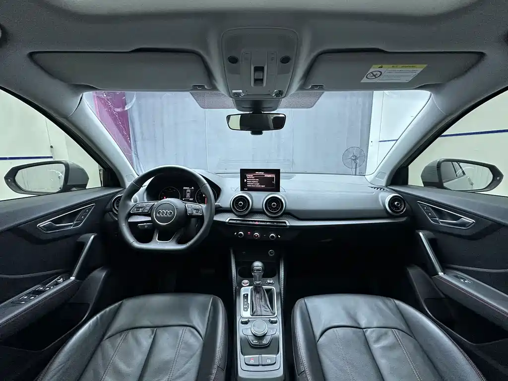 Audi Q2L 2023 — фото 11