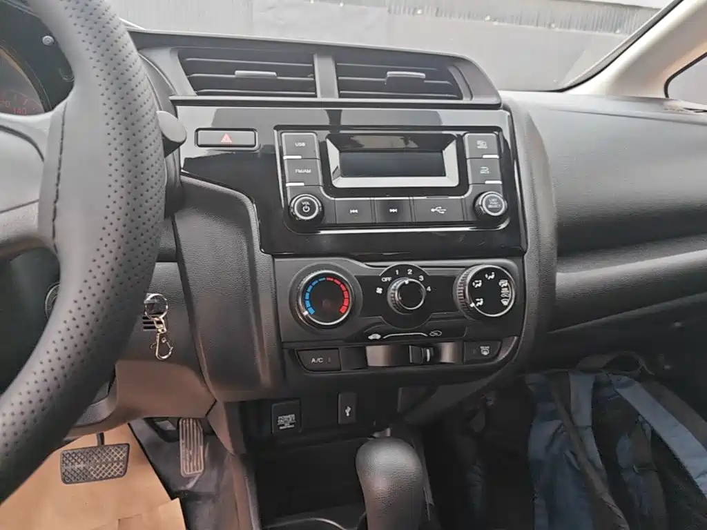 Honda Fit 2019 — фото 13