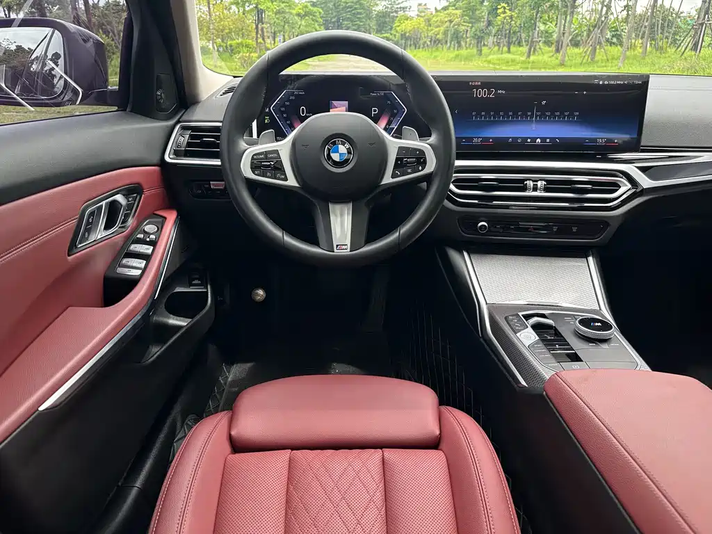BMW 3 Series 2024