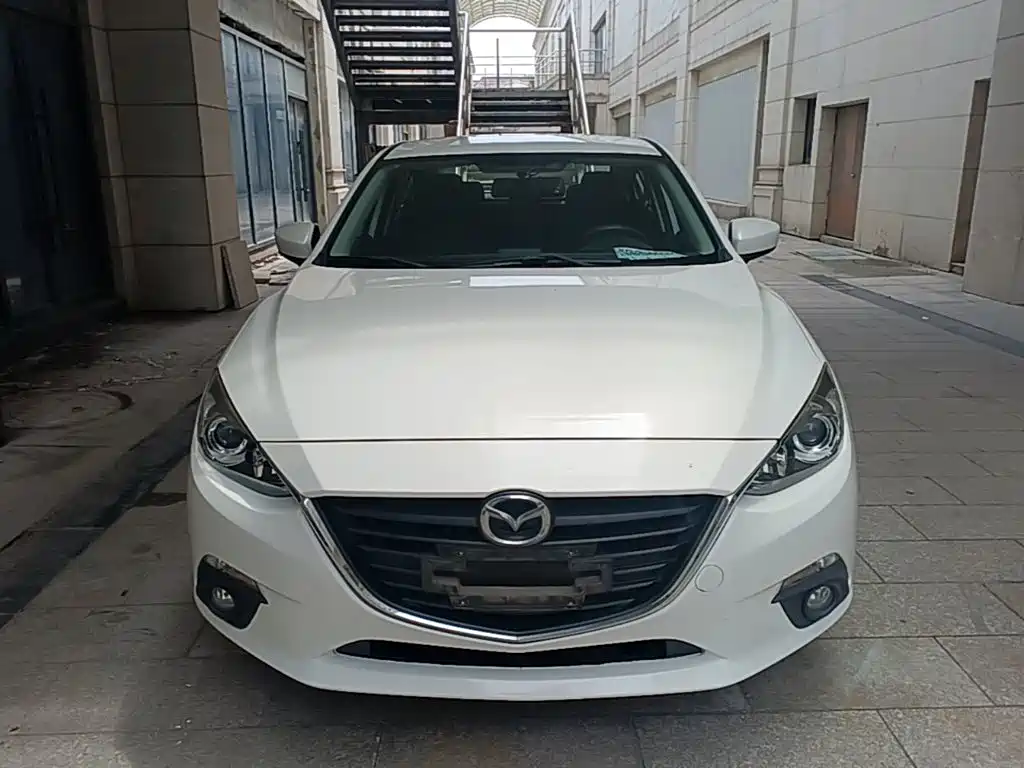 Mazda 3 Angkesela 2016