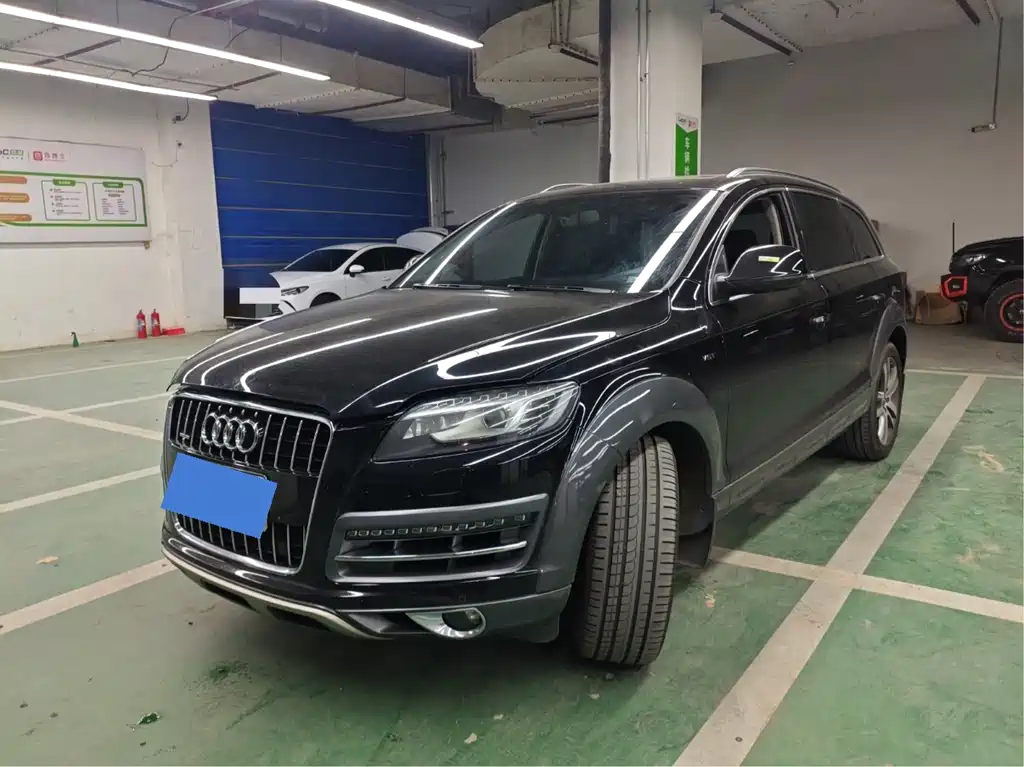 Audi Q7 2015 — фото 1
