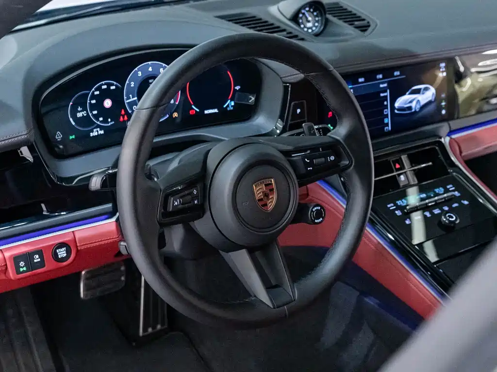 Porsche Panamera 2025 — фото 11