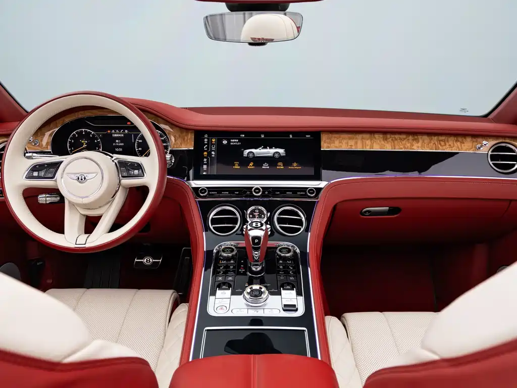 Bentley Continental 2021 — фото 8