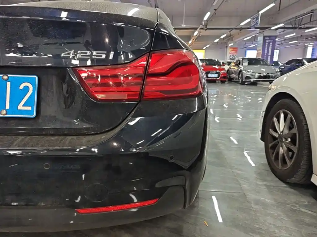 BMW 4 Series 2018 — фото 24