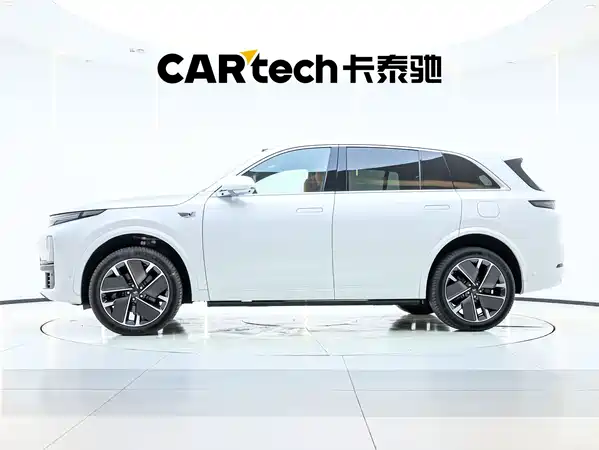 Li Auto L7 2025