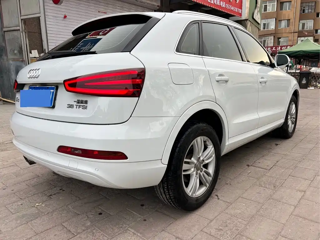 Audi Q3 2014 — фото 4